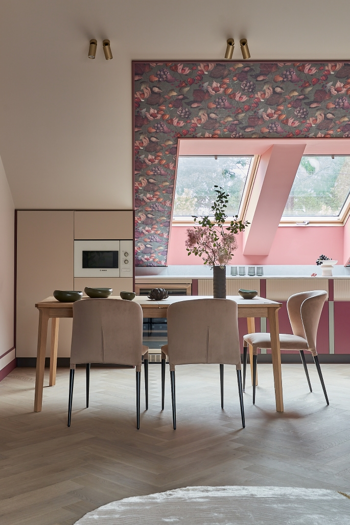 Дом с цветным интерьером — 8