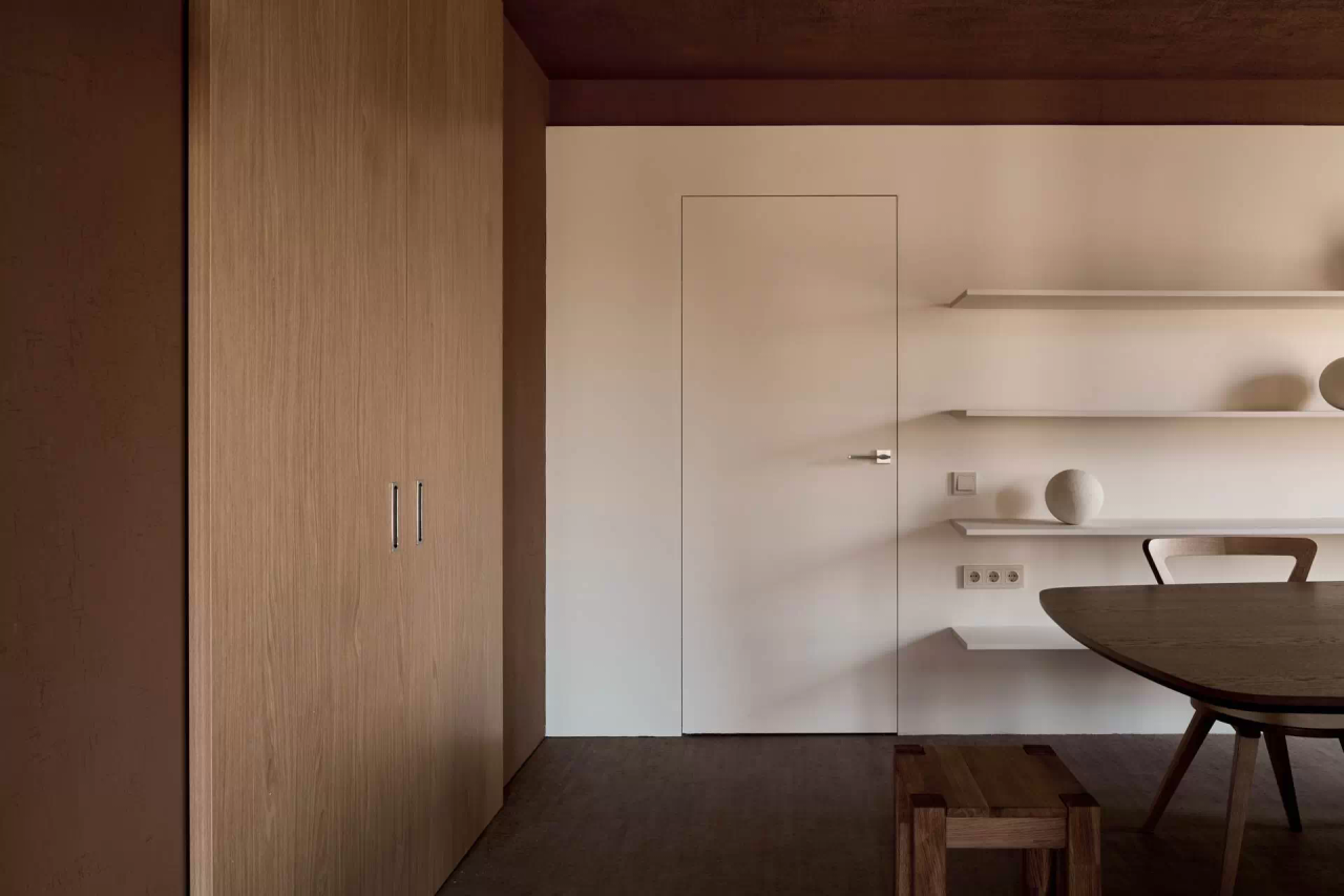 Обнимающая гостиная для многодетной семьи — 7