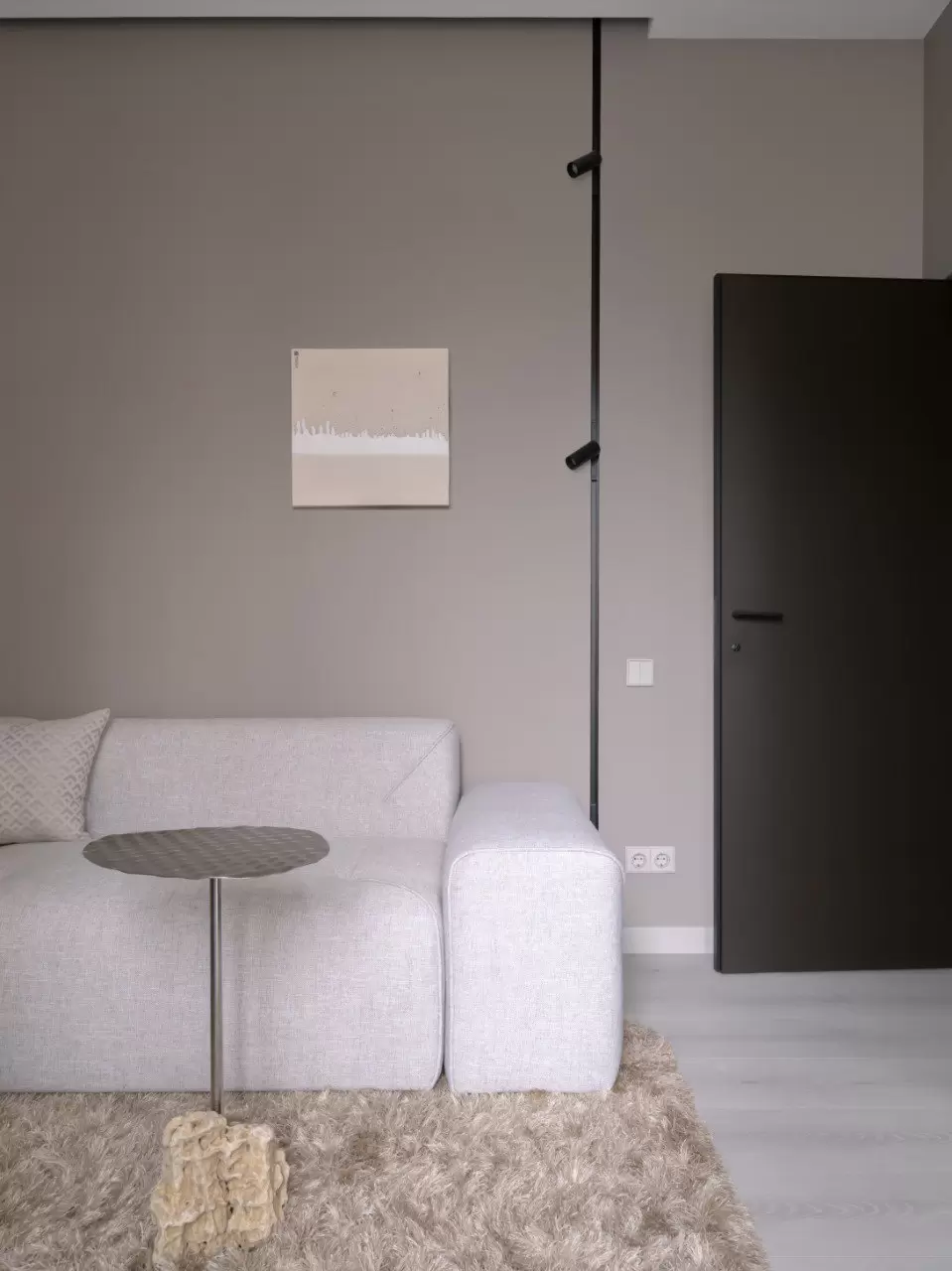 Монохром — 9