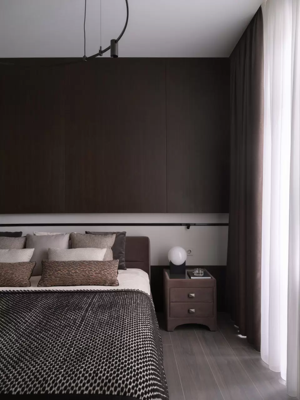 Монохром — 16