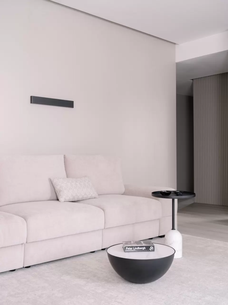 Монохром — 12