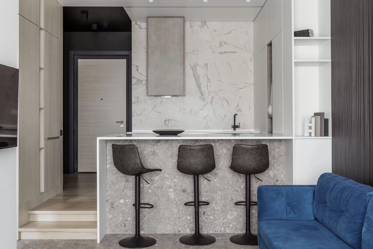 Монолит — 7