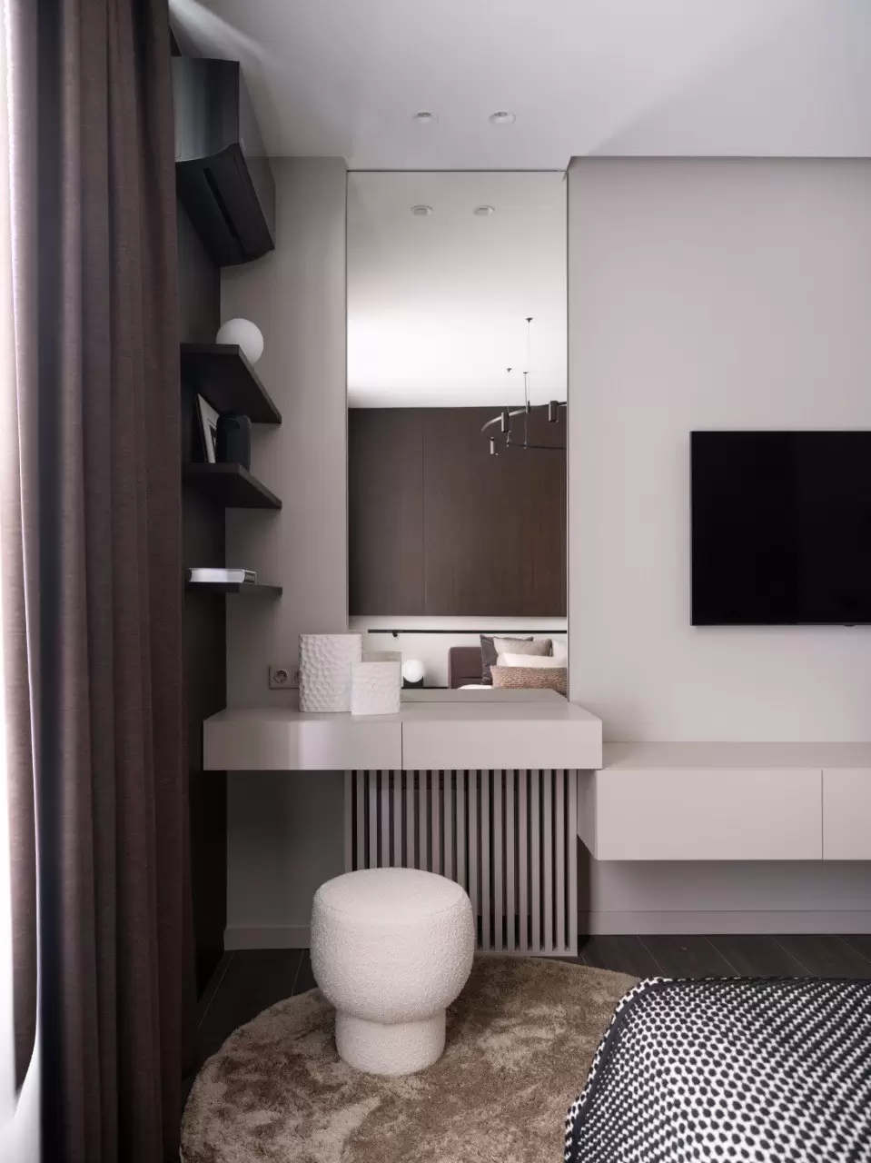 Монохром — 14