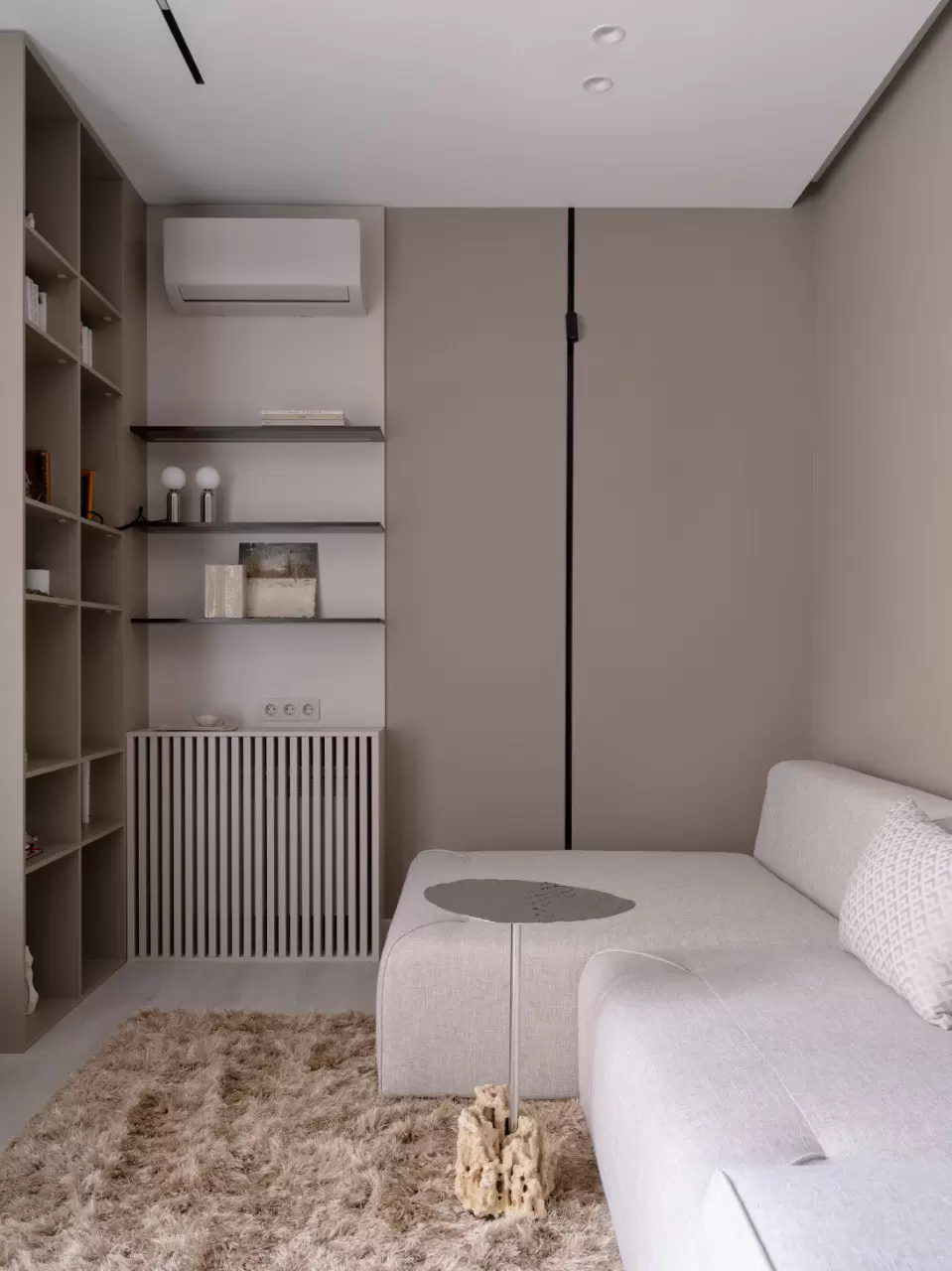 Монохром — 15